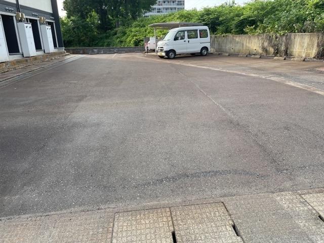 ブラックシェル(41178)の外観・駐車場イメージ1枚目