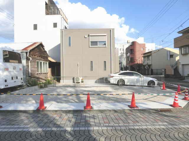 ワイズ・泉 第2駐車場の外観・駐車場イメージ2枚目