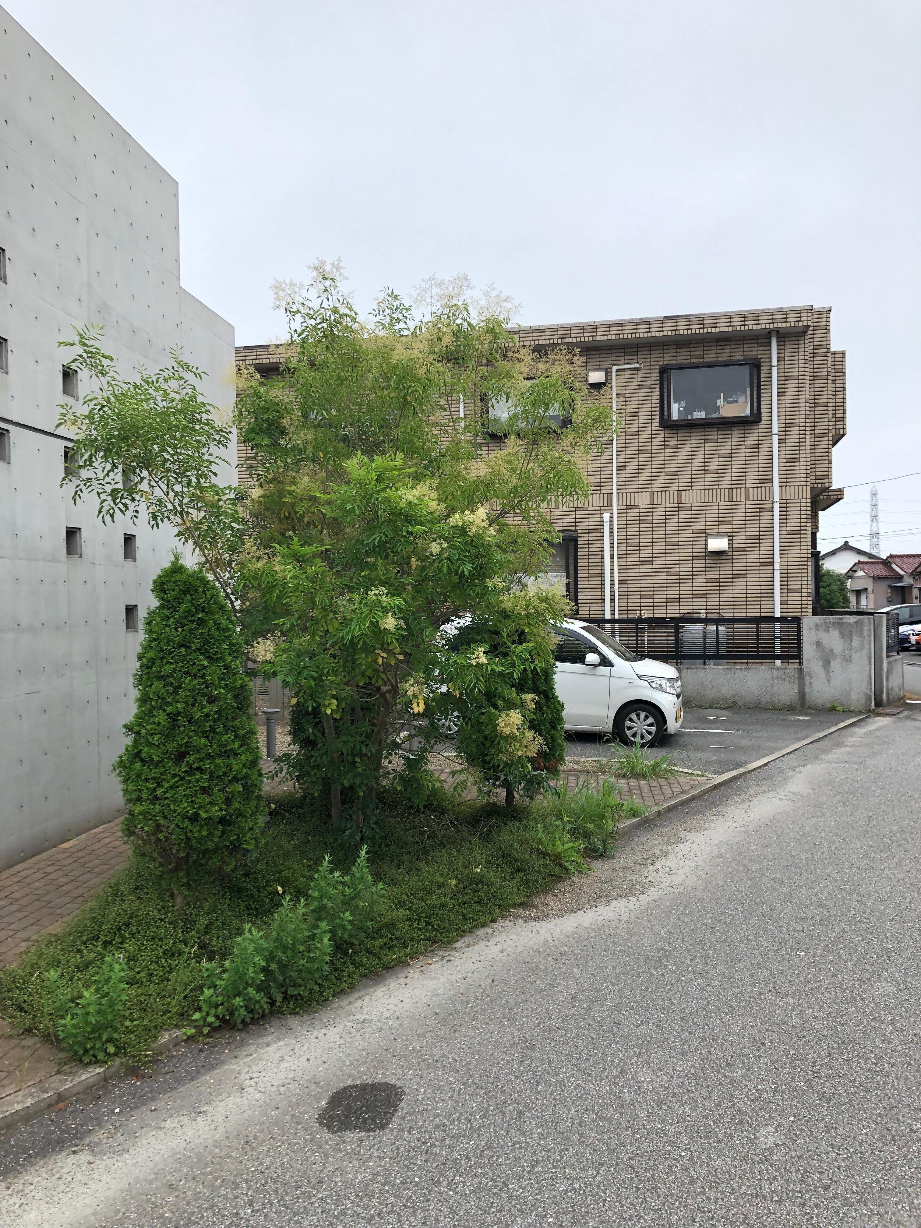 L.O.Hの外観・駐車場イメージ2枚目