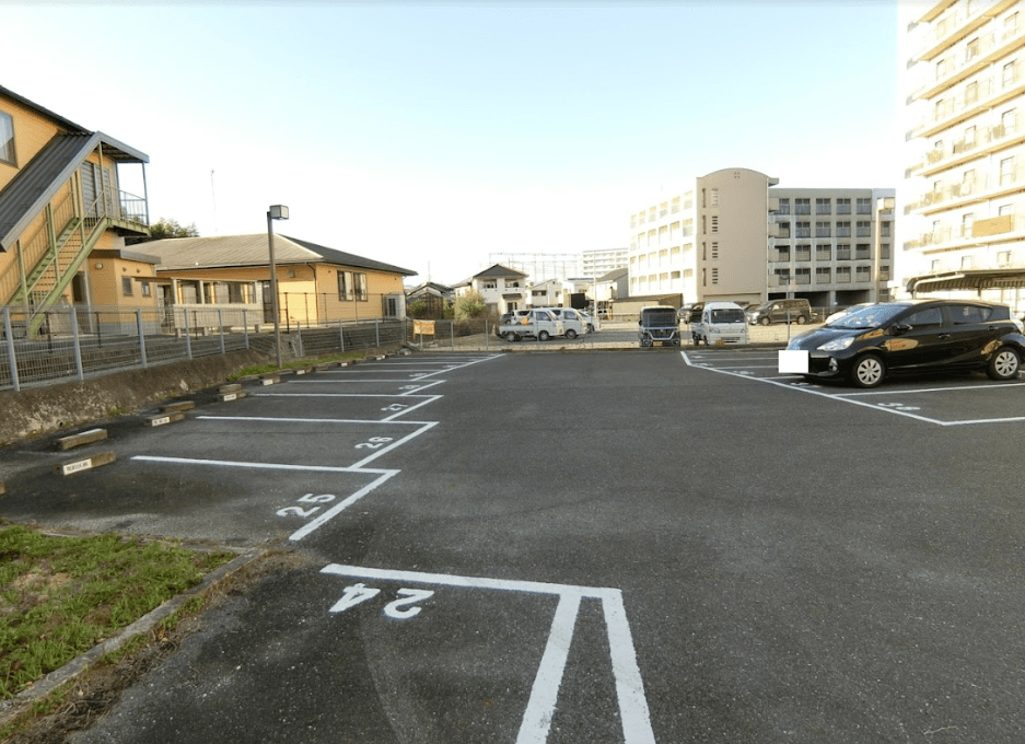 ユニエトワール南草津（駐車場）の外観・駐車場イメージ1枚目
