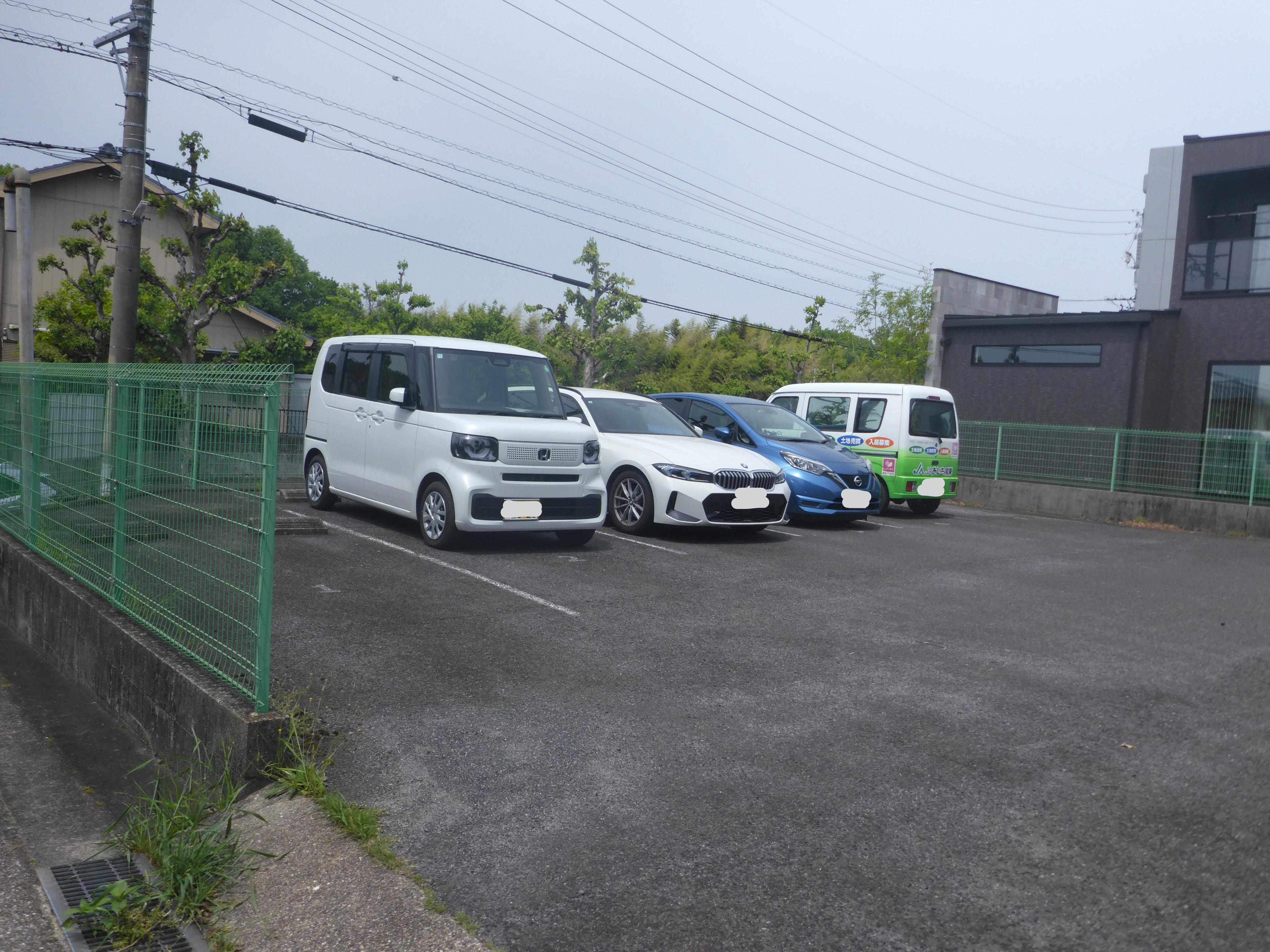 高山駐車場の外観・駐車場イメージ2枚目