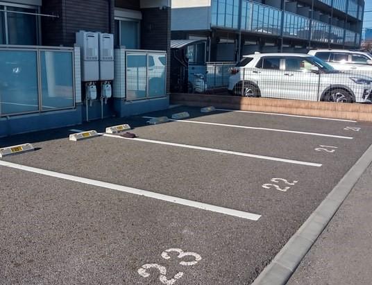 ミランダレジナス(56702)の外観・駐車場イメージ1枚目
