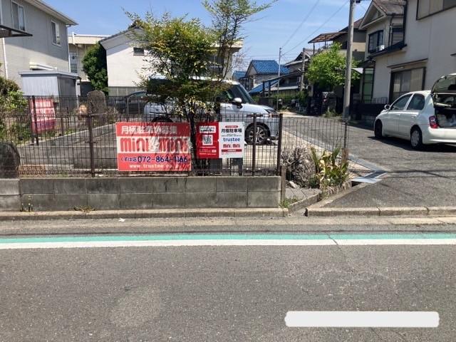 中野駐車場の外観・駐車場イメージ2枚目