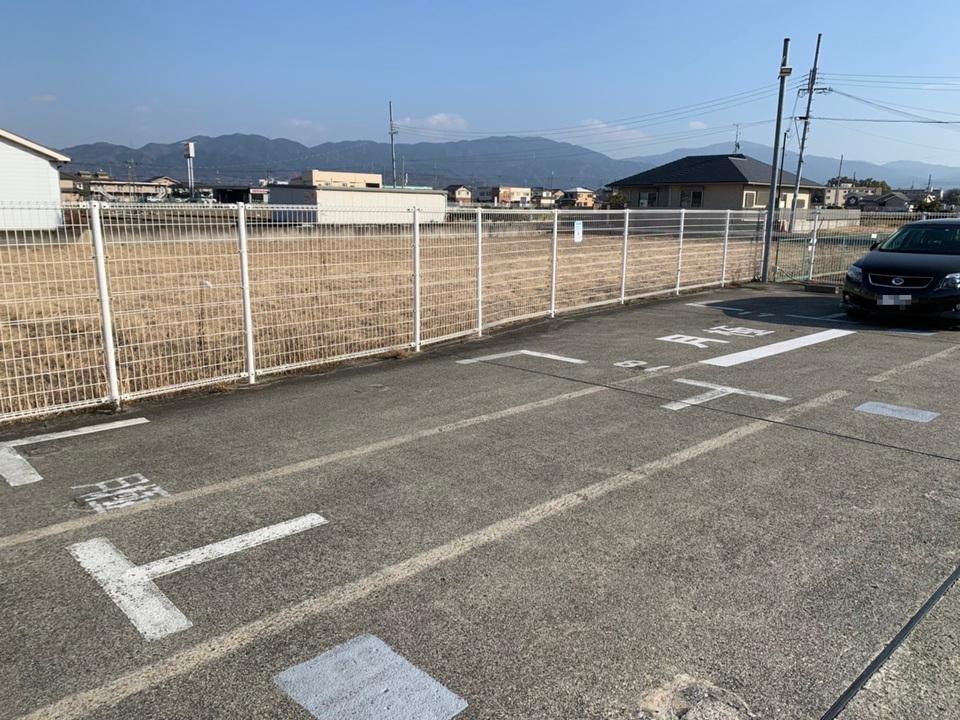 近鉄喜志駅前の外観・駐車場イメージ2枚目