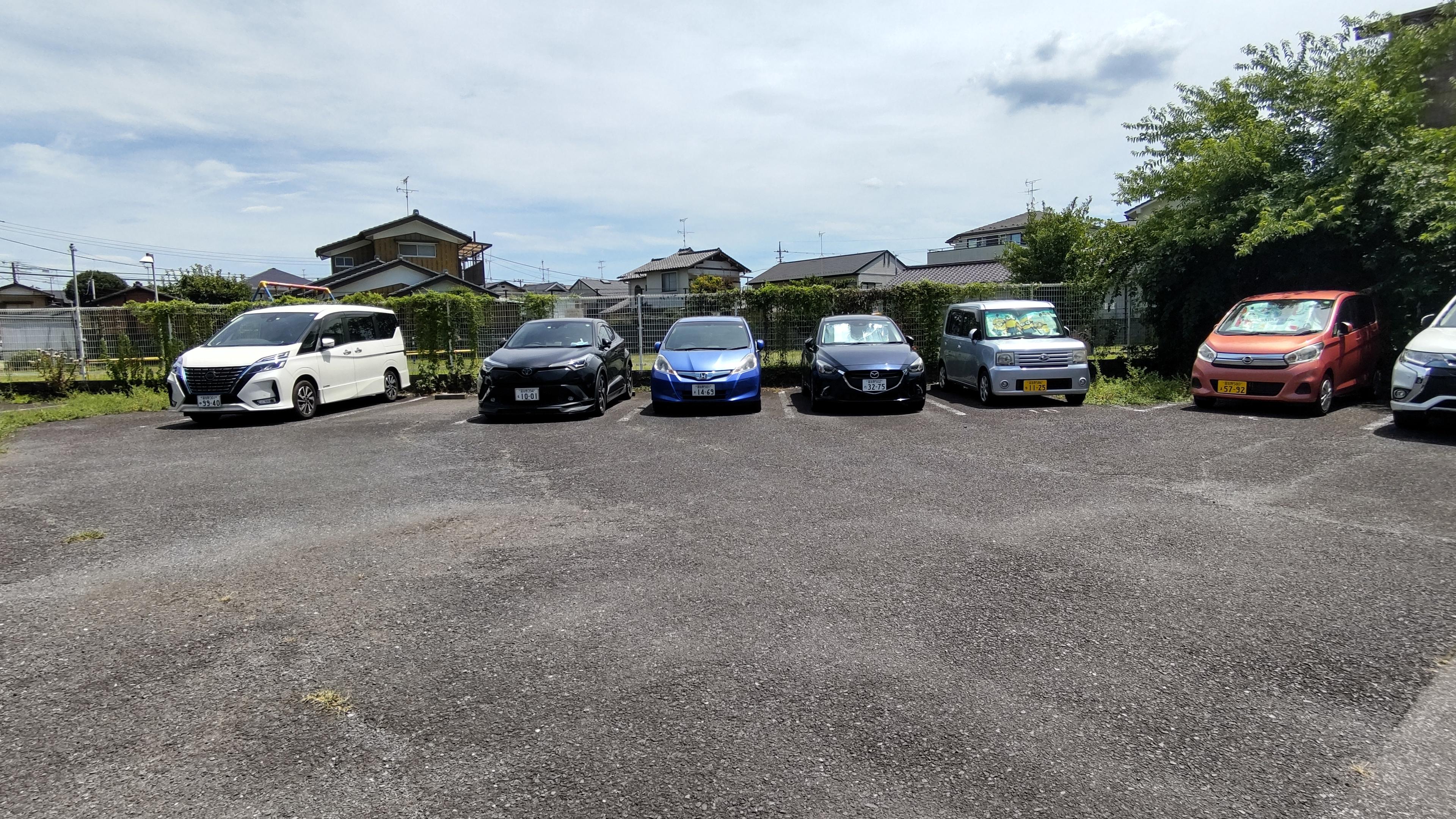 グレースハイツ松丸の外観・駐車場イメージ3枚目