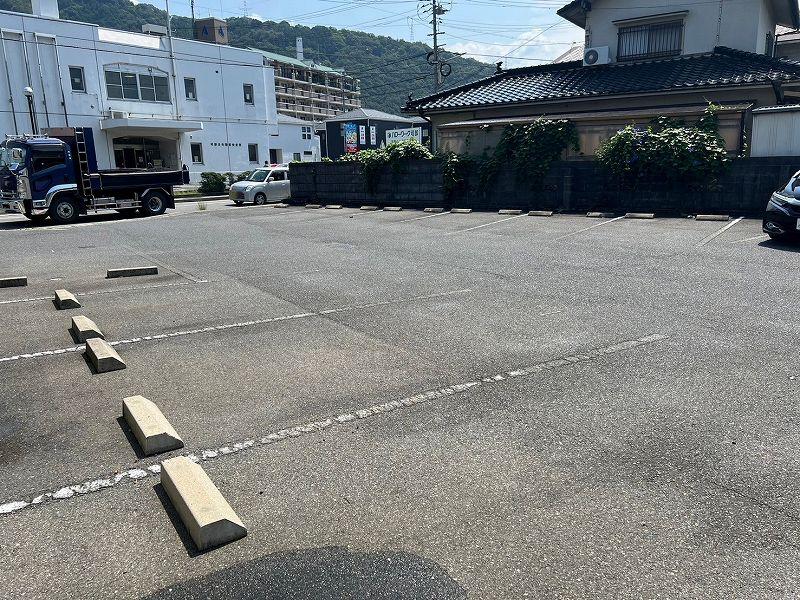 パインズハイム(34303)の外観・駐車場イメージ1枚目