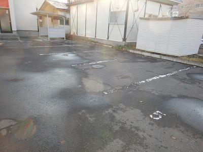 リラ美香保(27282)の外観・駐車場イメージ1枚目