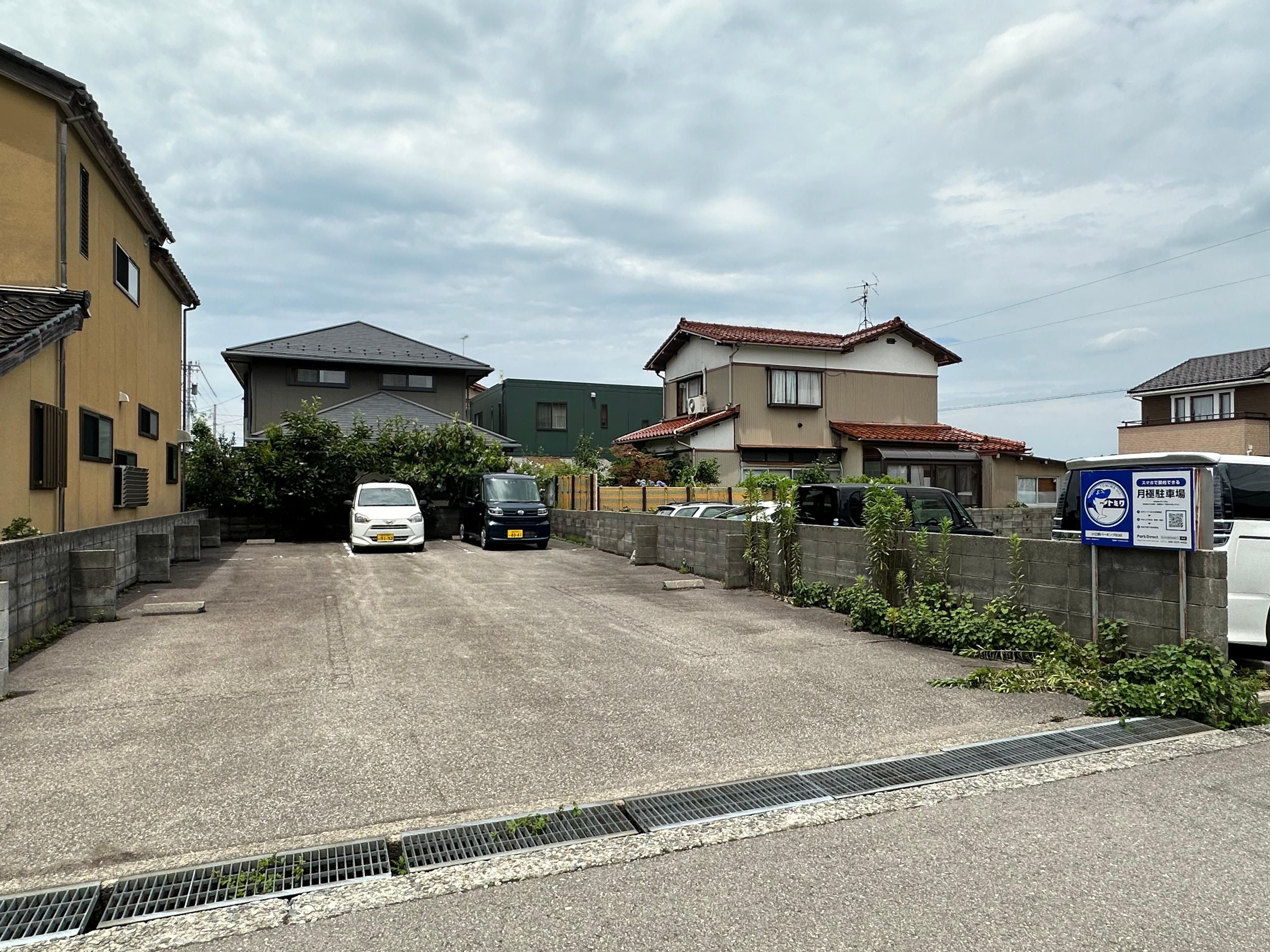小立野パーキング832（三根パーキング）の外観・駐車場イメージ1枚目