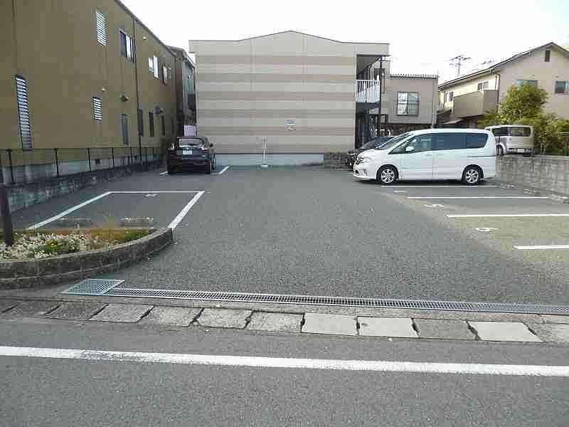 ３Ｋ(30582)の外観・駐車場イメージ1枚目