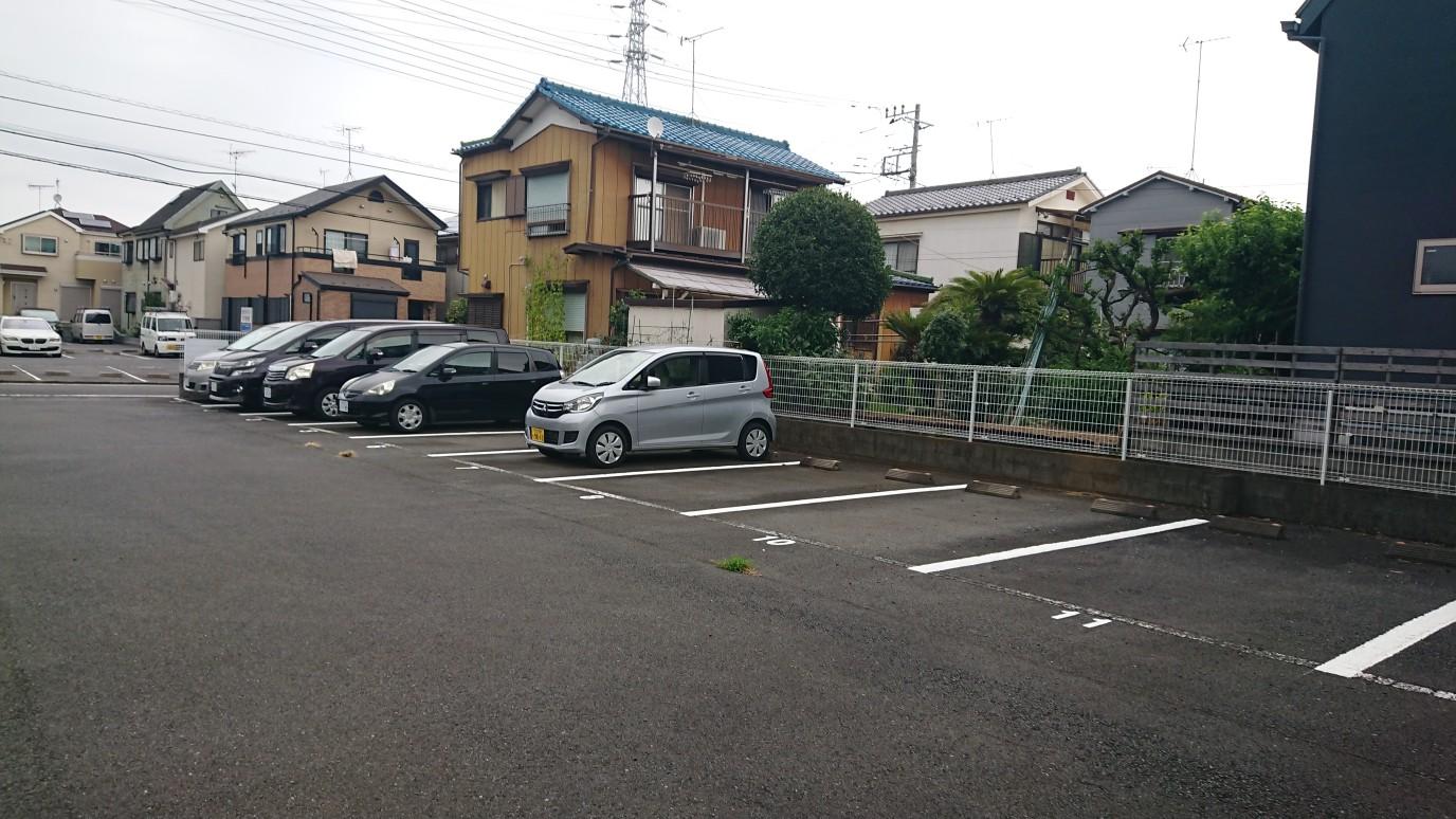 第１２４駐車場の外観・駐車場イメージ3枚目