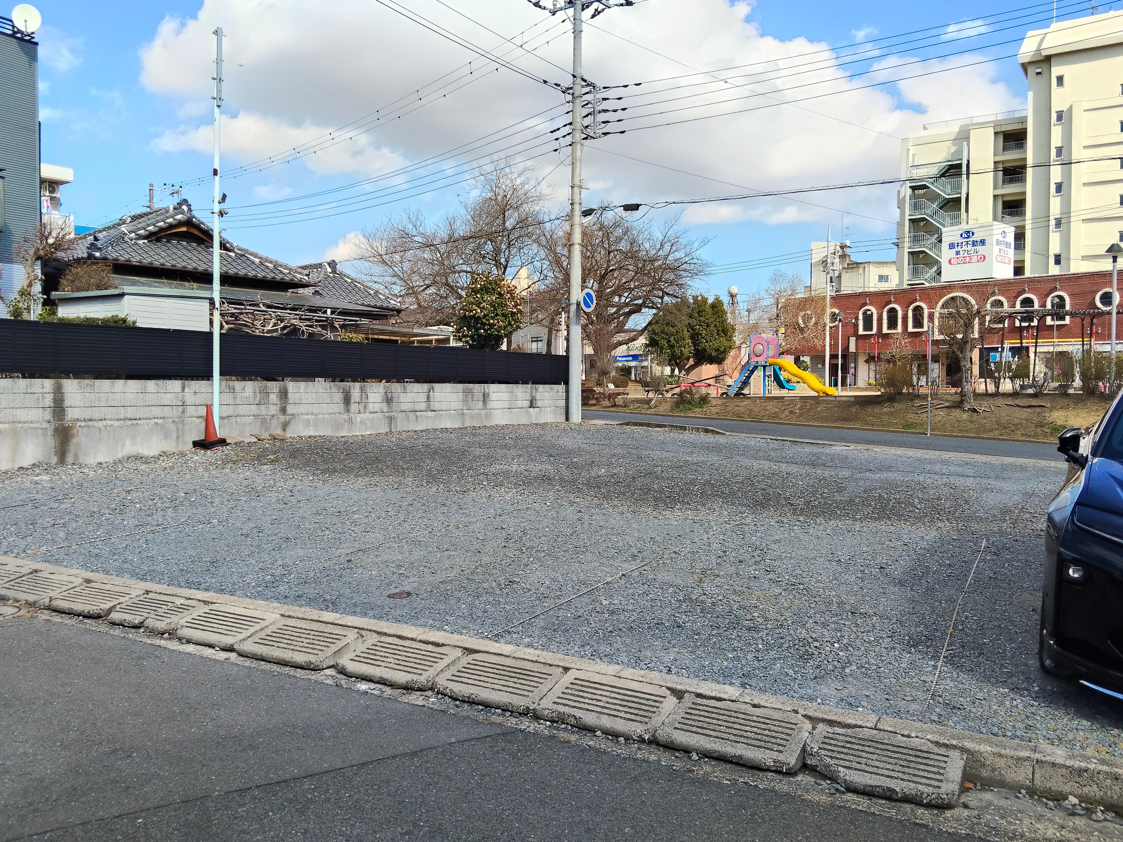 栄町月極第二の外観・駐車場イメージ3枚目