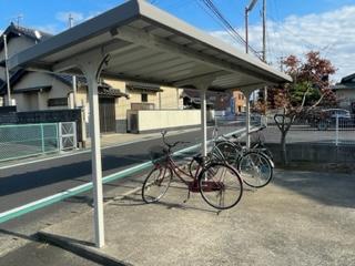 クレイノはなみずきⅡ(56590)の外観・駐車場イメージ2枚目