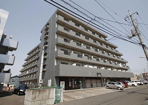 学生会館 Uni E’meal つくば春日（敷地内駐車場）の外観・駐車場イメージ3枚目