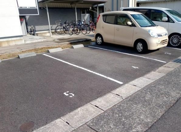 ハイビーノ(44301)の外観・駐車場イメージ1枚目