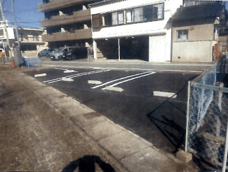 岩倉-404の外観・駐車場イメージ2枚目