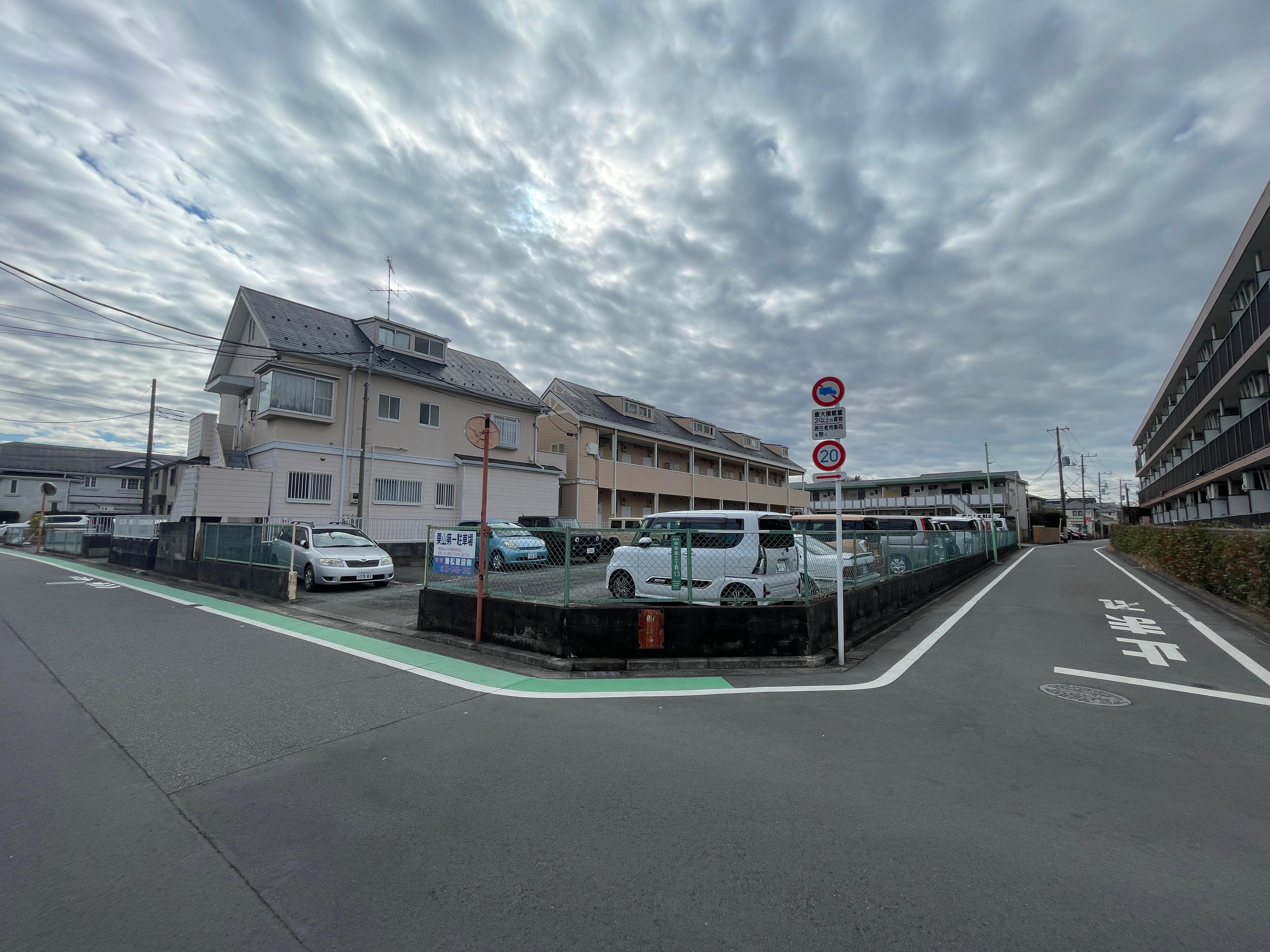 栗山第一駐車場の外観・駐車場イメージ1枚目