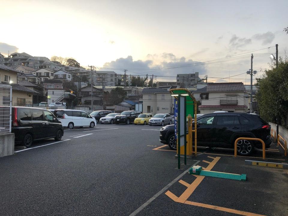 横浜富岡東６丁目の外観・駐車場イメージ1枚目