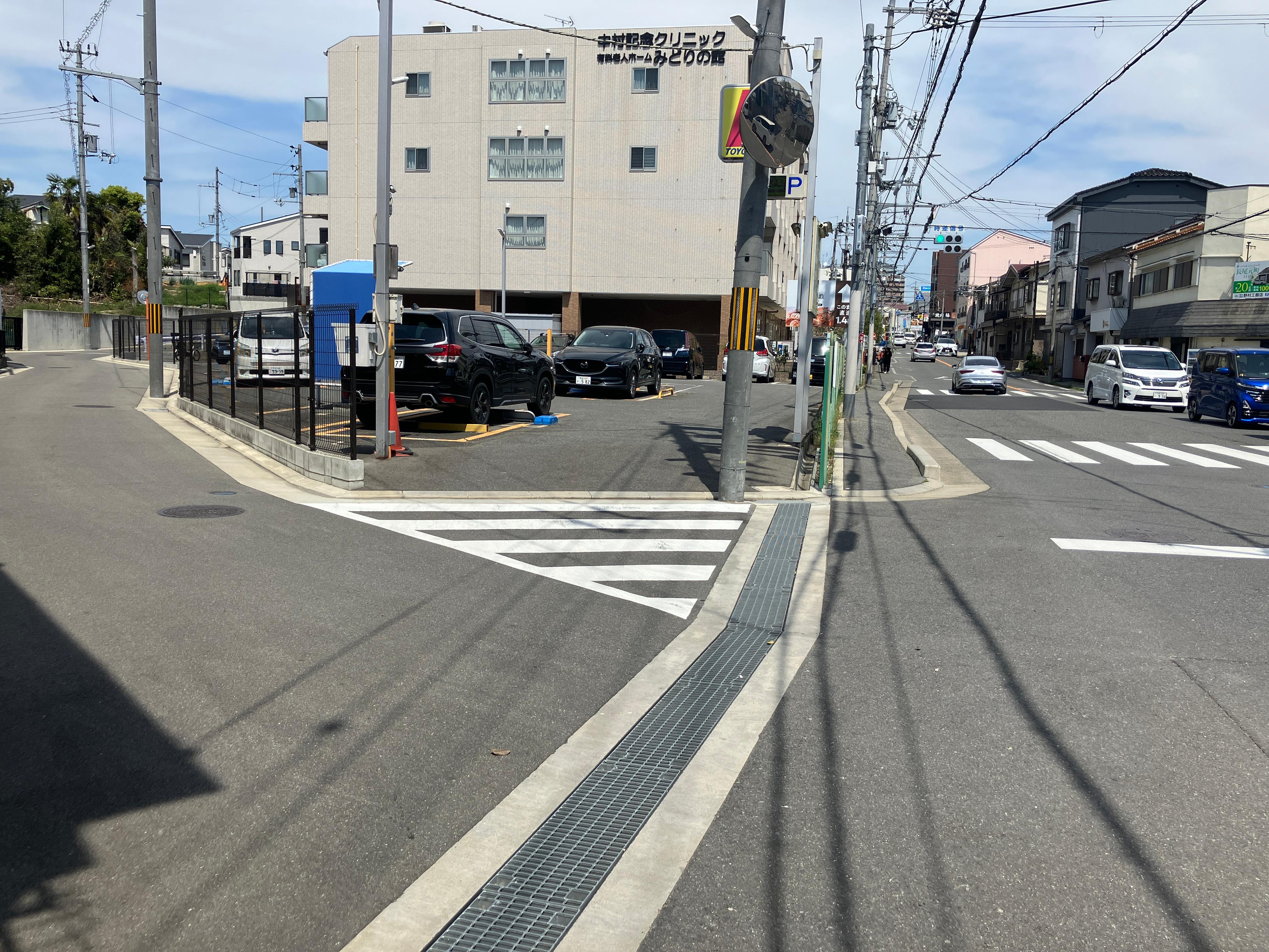 森駐車場の外観・駐車場イメージ1枚目