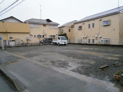 ゆたか寿司月極駐車場の外観・駐車場イメージ2枚目