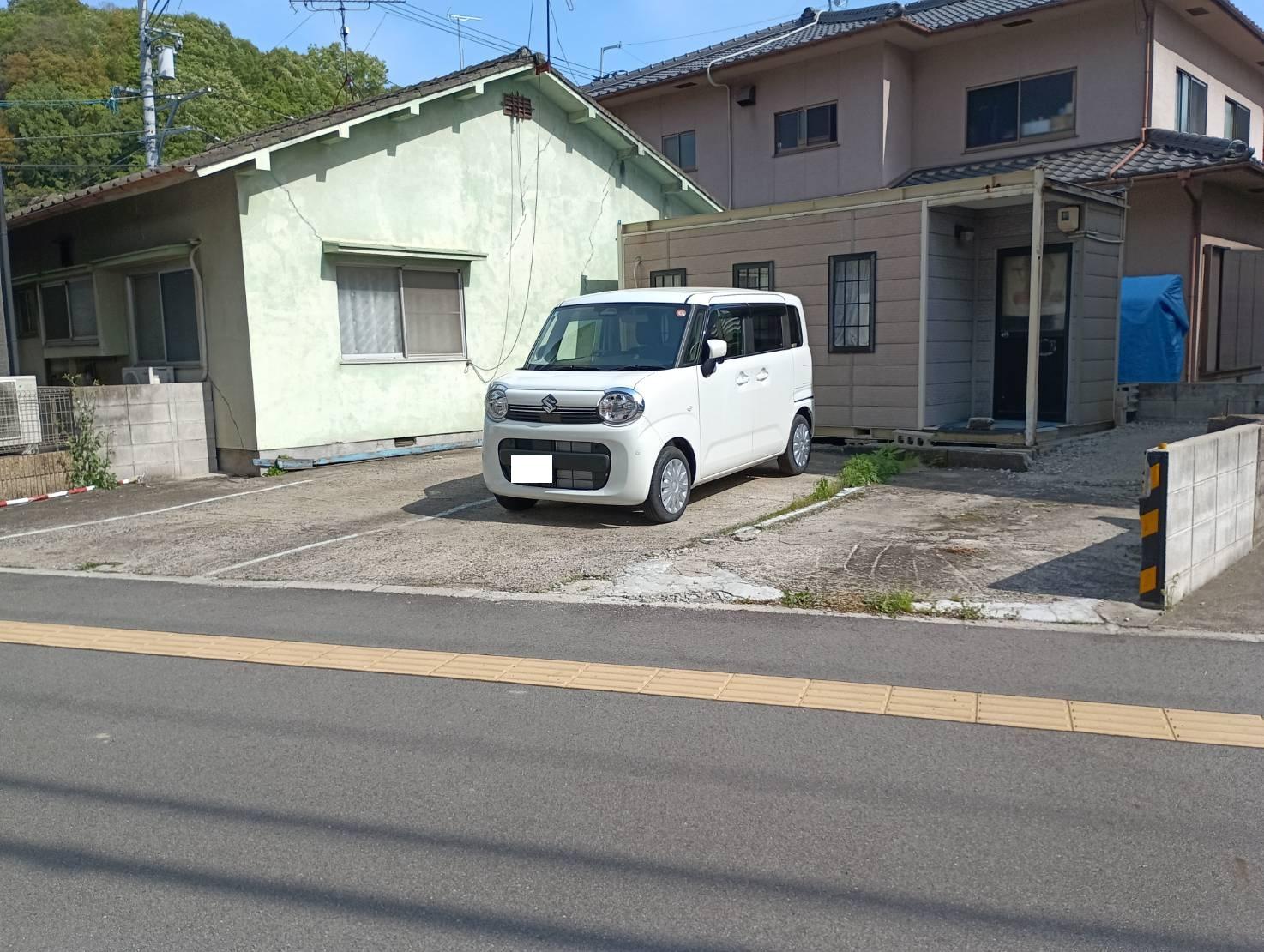 児玉ガレージの外観・駐車場イメージ2枚目