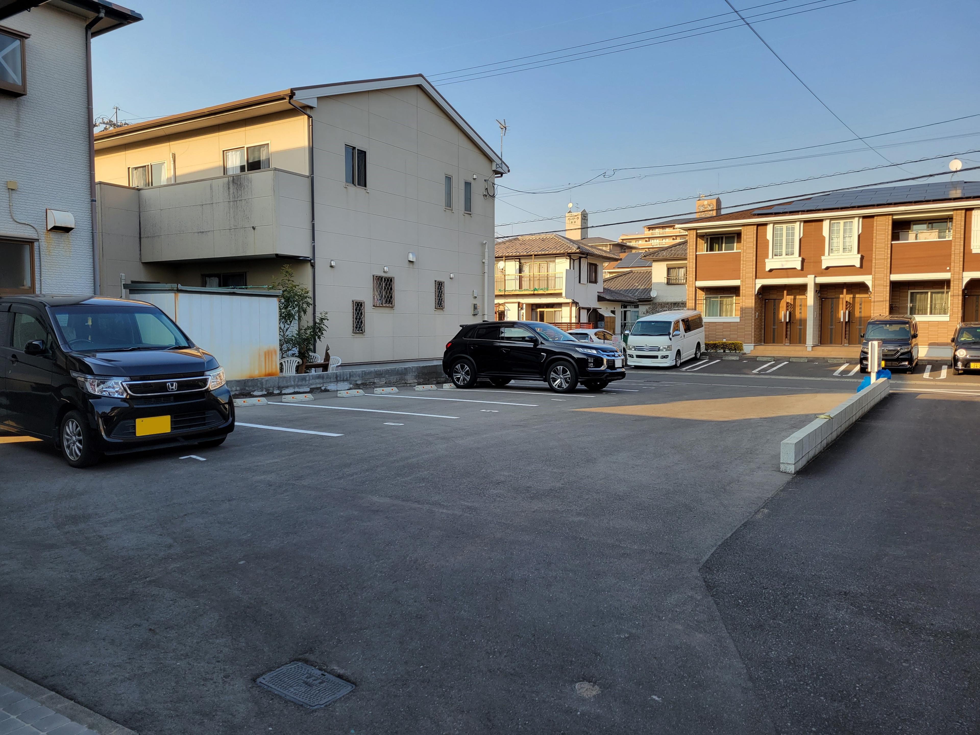 大島月極駐車場の外観・駐車場イメージ3枚目