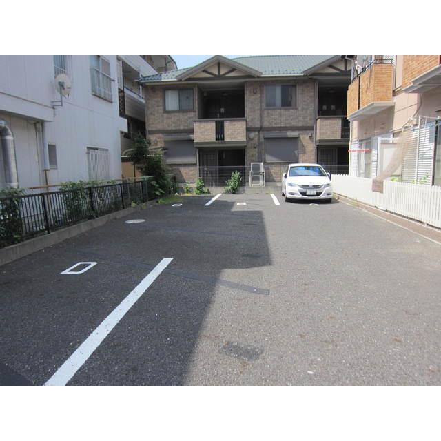 グリーンハイツ宮本の外観・駐車場イメージ2枚目