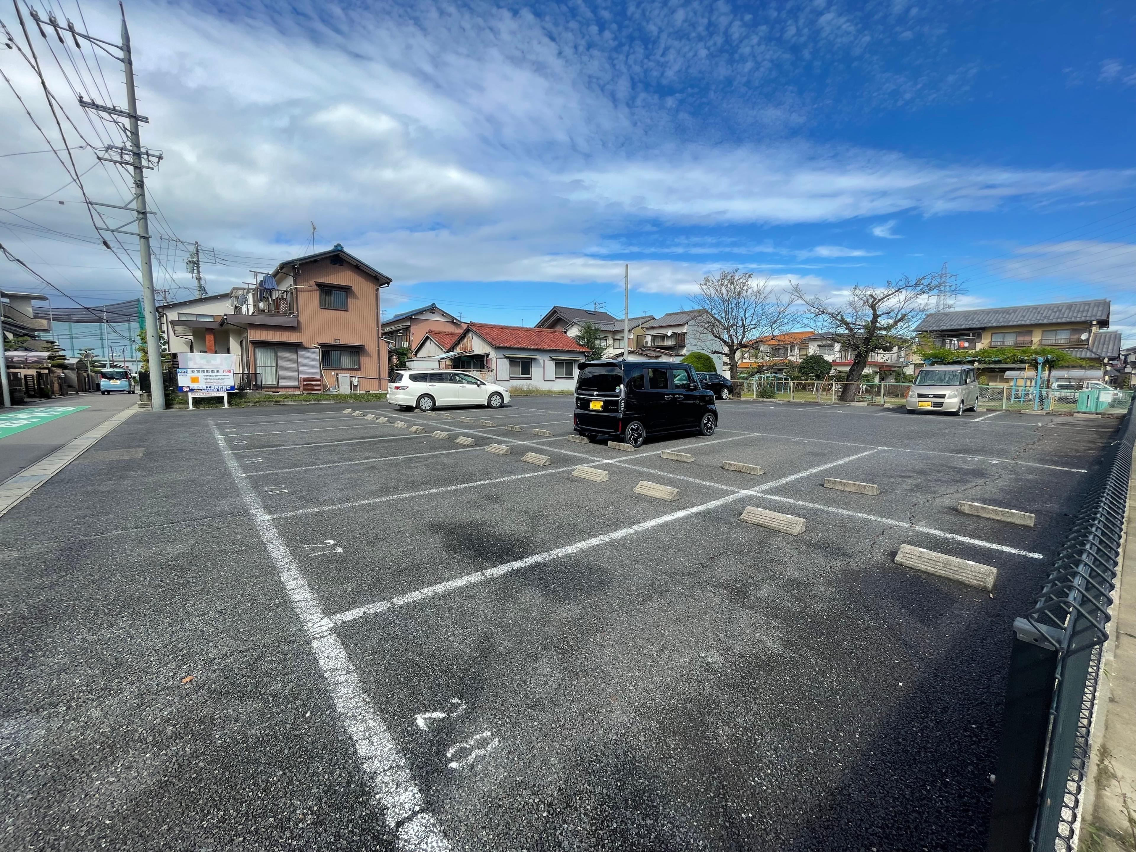 新宮南駐車場の外観・駐車場イメージ2枚目
