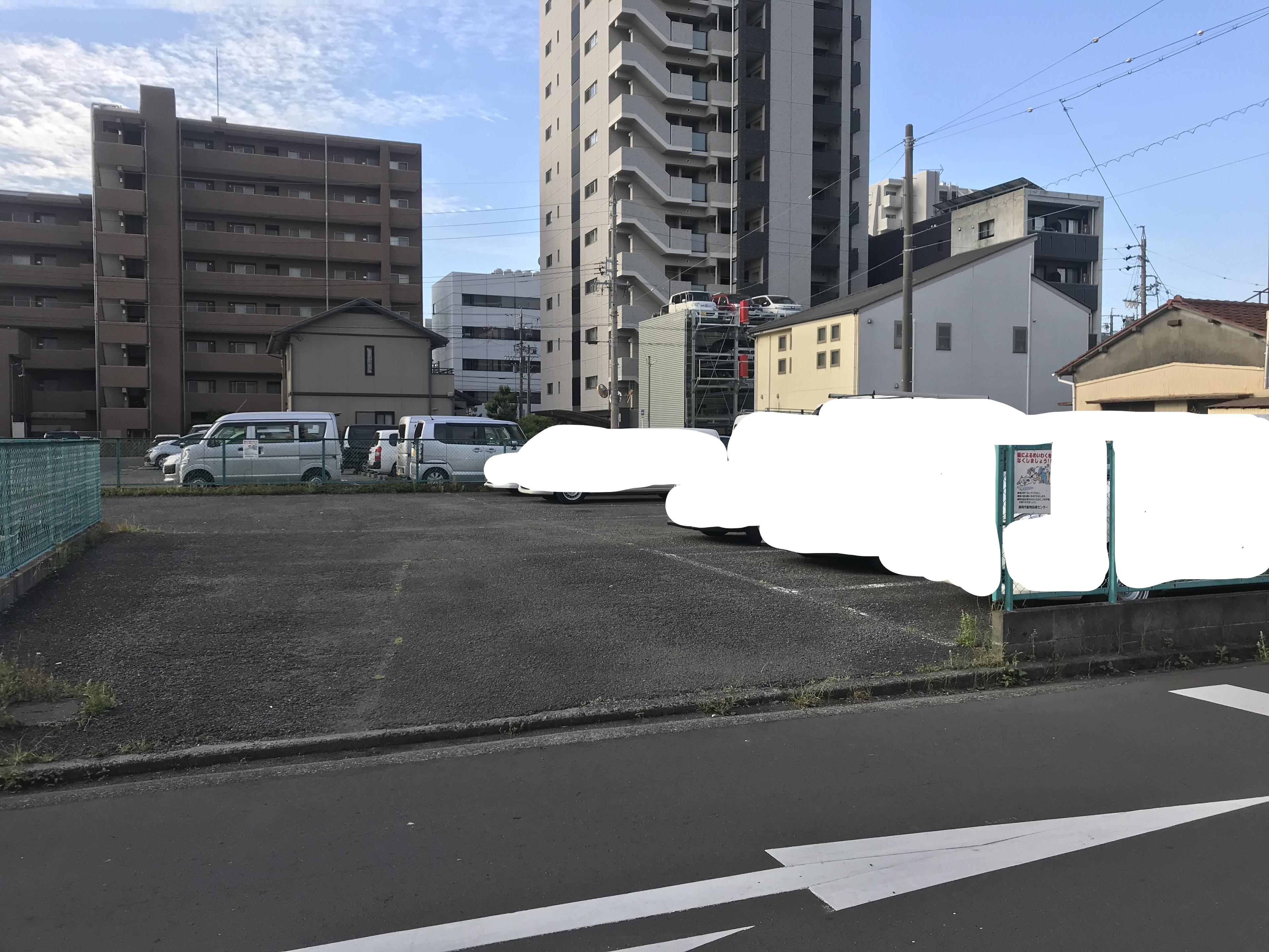 岡村ガレージ第二（コト駐）の外観・駐車場イメージ1枚目