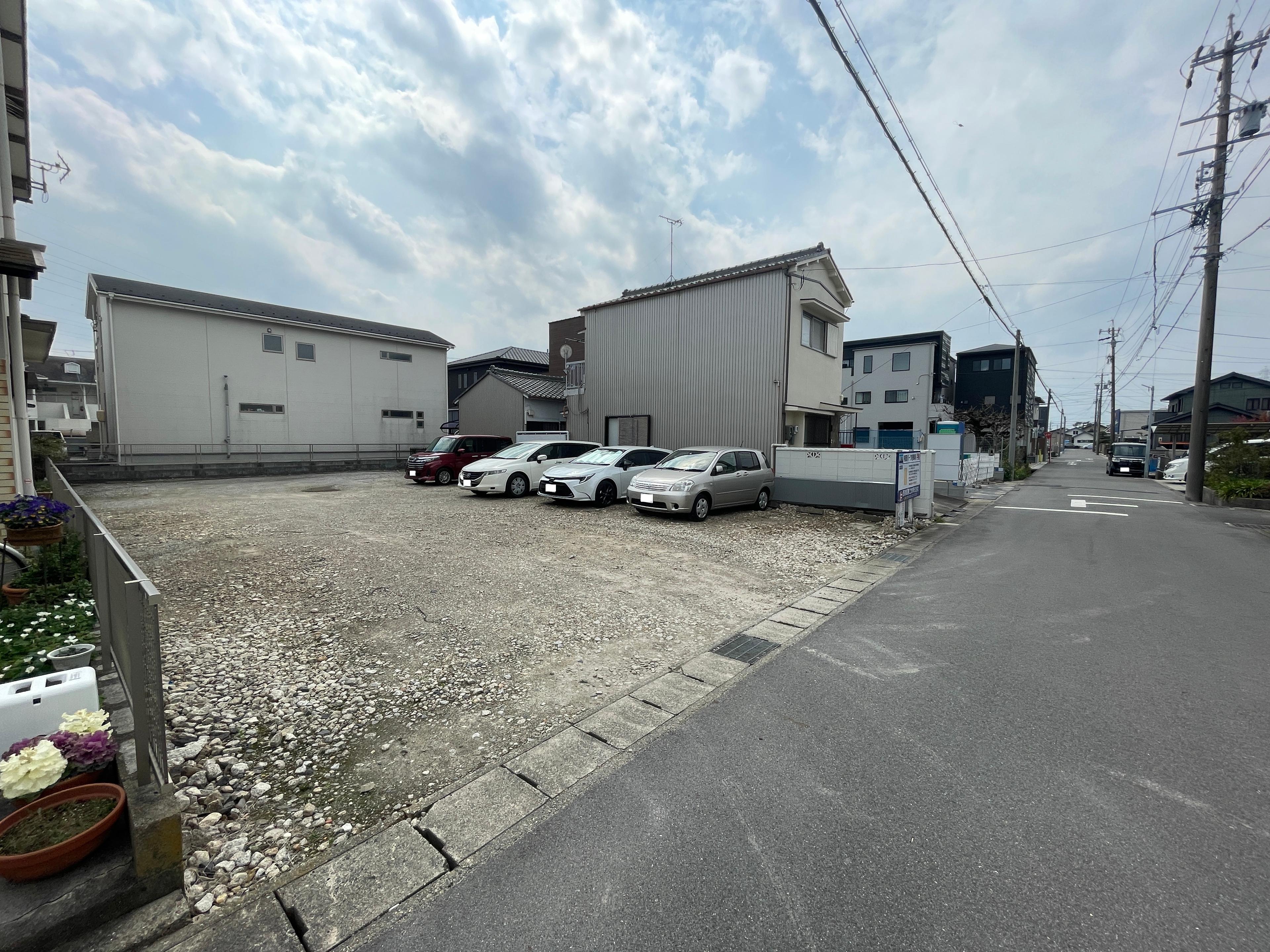 権現パークの外観・駐車場イメージ2枚目
