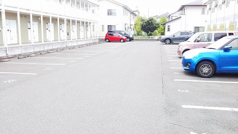 ｔｒｏｉｓピエールＡ(19060)の外観・駐車場イメージ1枚目