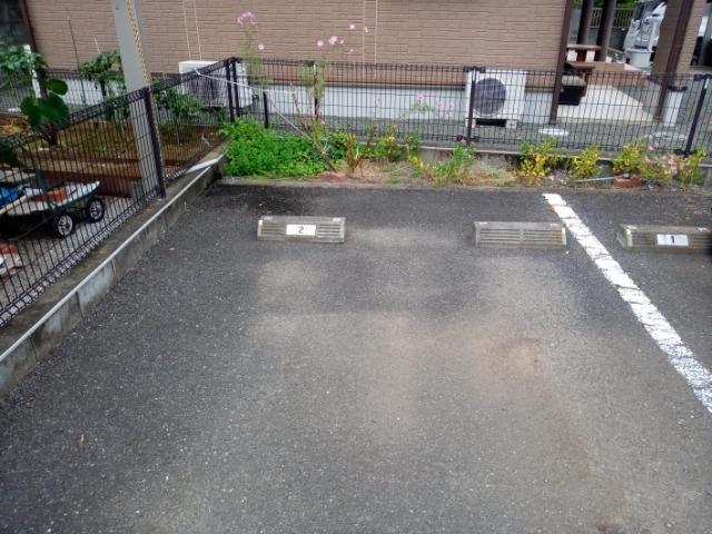 ルーチェ(30453)の外観・駐車場イメージ1枚目