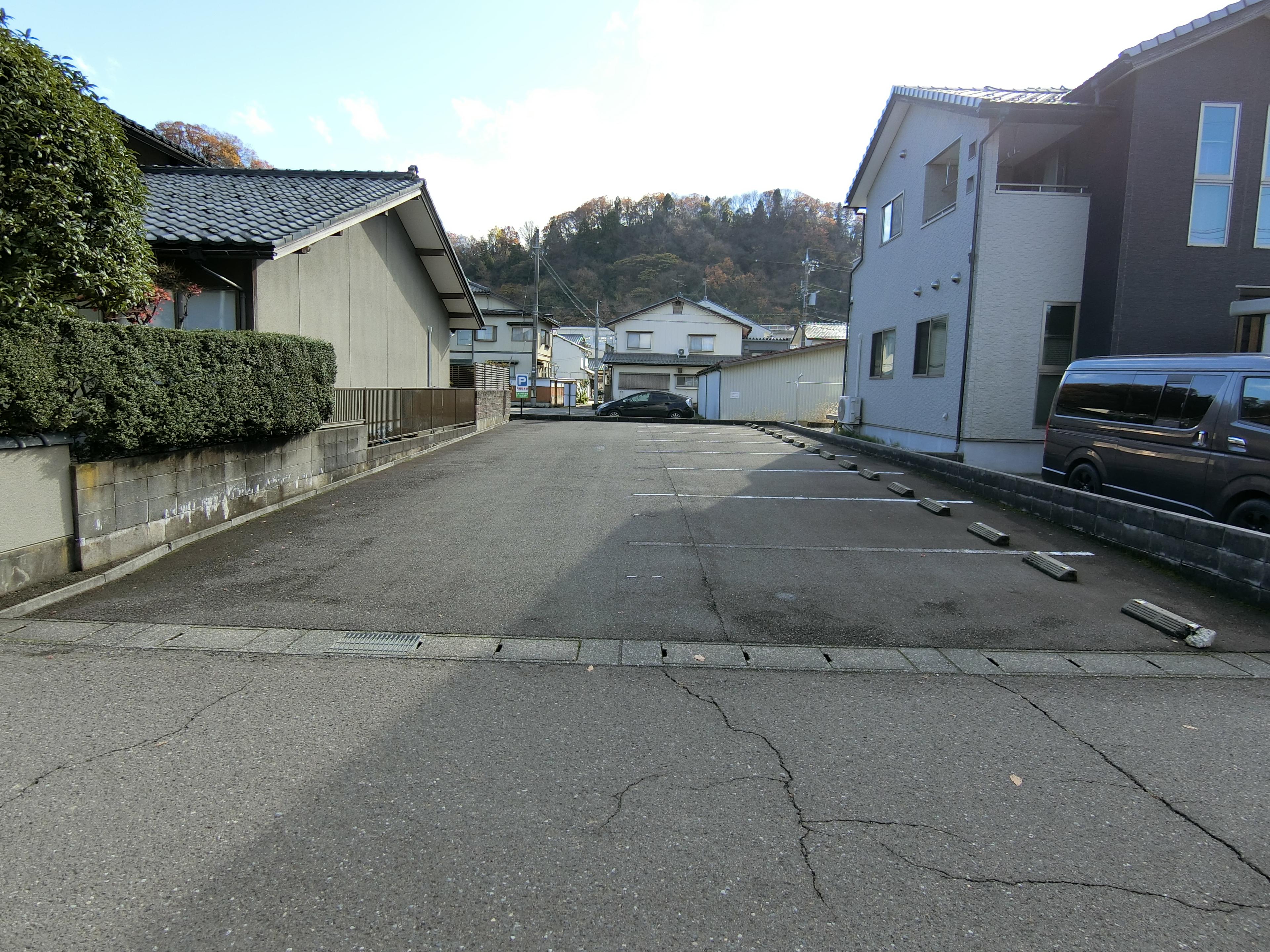 月見3丁目716・岩塚月極駐車場の外観・駐車場イメージ1枚目