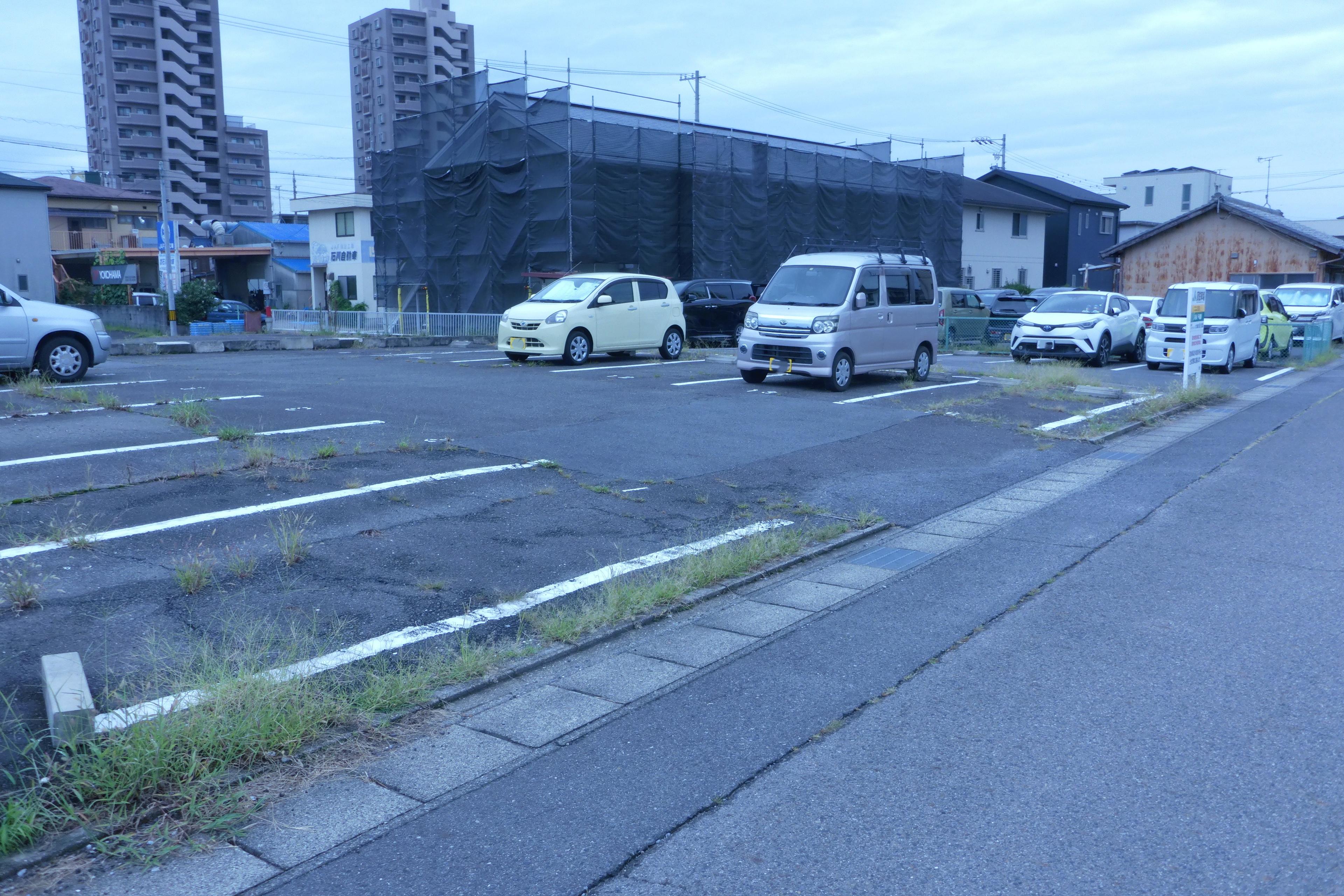 駐車場画像1枚目