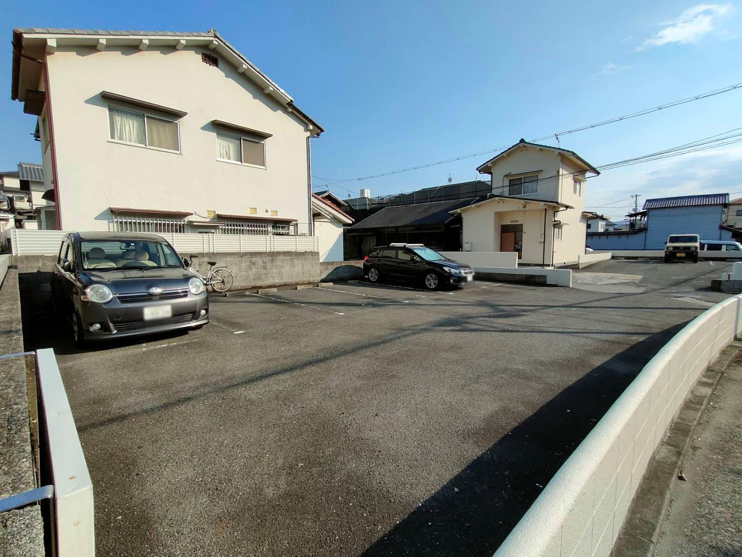 木元ＫガレージⅠの外観・駐車場イメージ2枚目