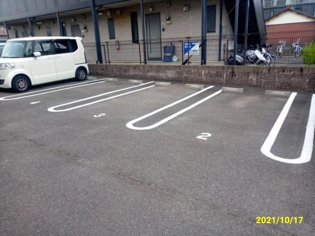 ＣＯＺＹ(31994)の外観・駐車場イメージ1枚目