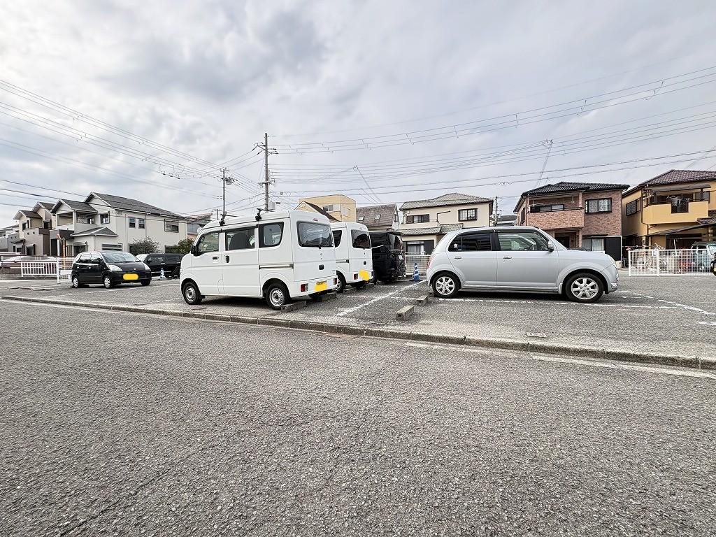 田尻N月極駐車場の外観・駐車場イメージ3枚目