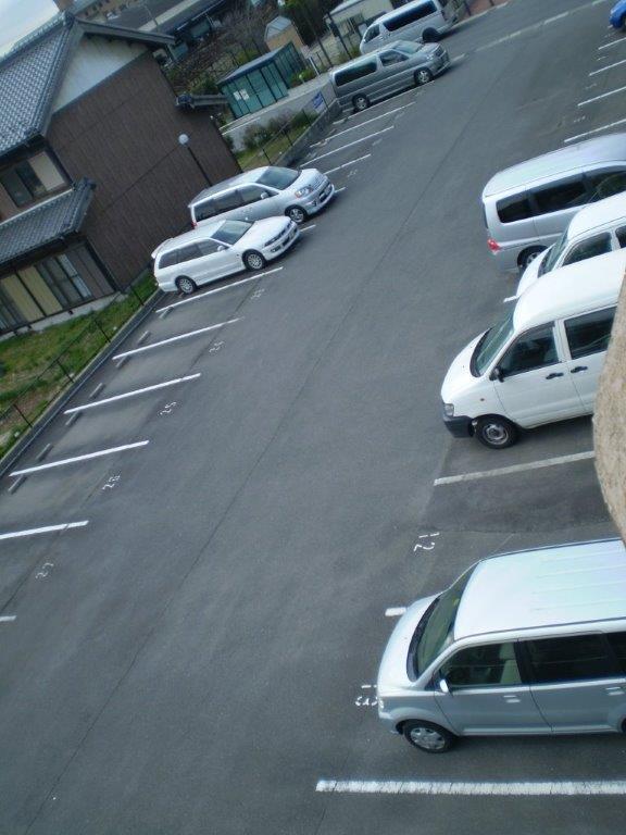 ラヴィーヌ水谷 (G)の外観・駐車場イメージ3枚目