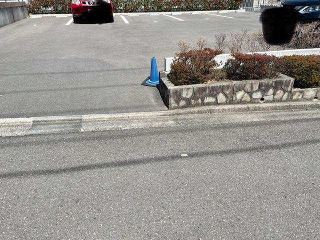 はるひ野5-1-4駐車場の外観・駐車場イメージ1枚目