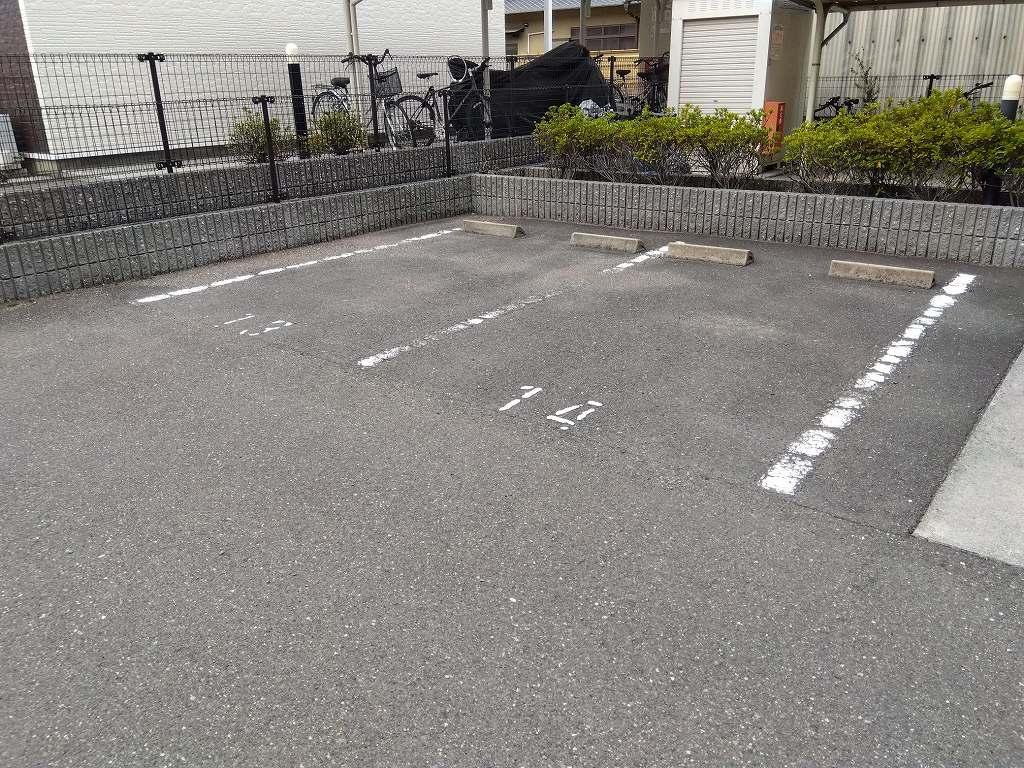 アリナン(31546)の外観・駐車場イメージ2枚目