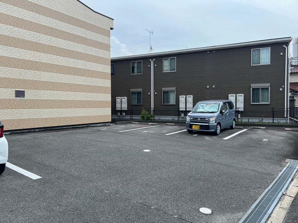 コンフォートくるめ木(31859)の外観・駐車場イメージ1枚目