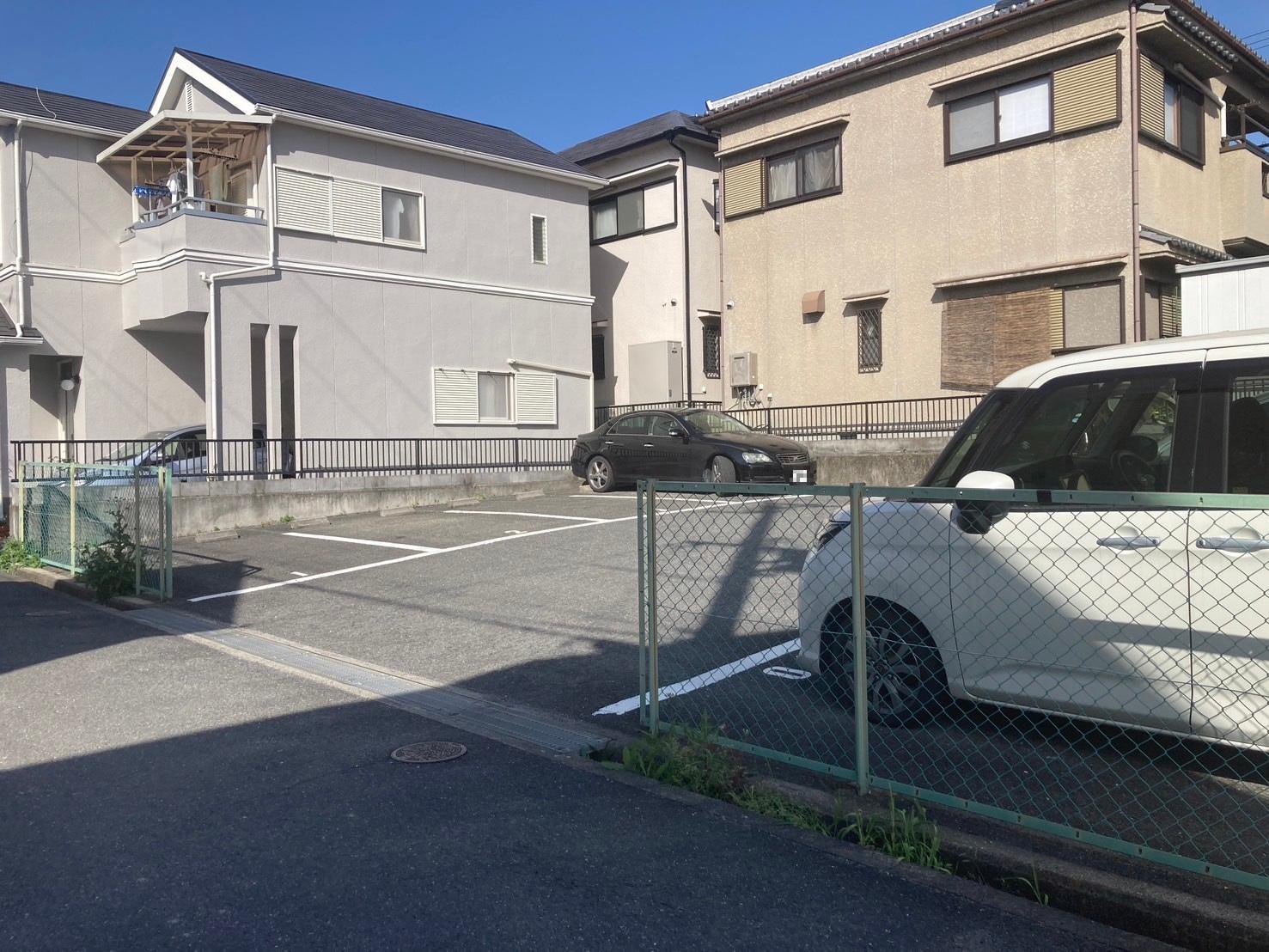 津田駅前生嶋駐車場の外観・駐車場イメージ2枚目