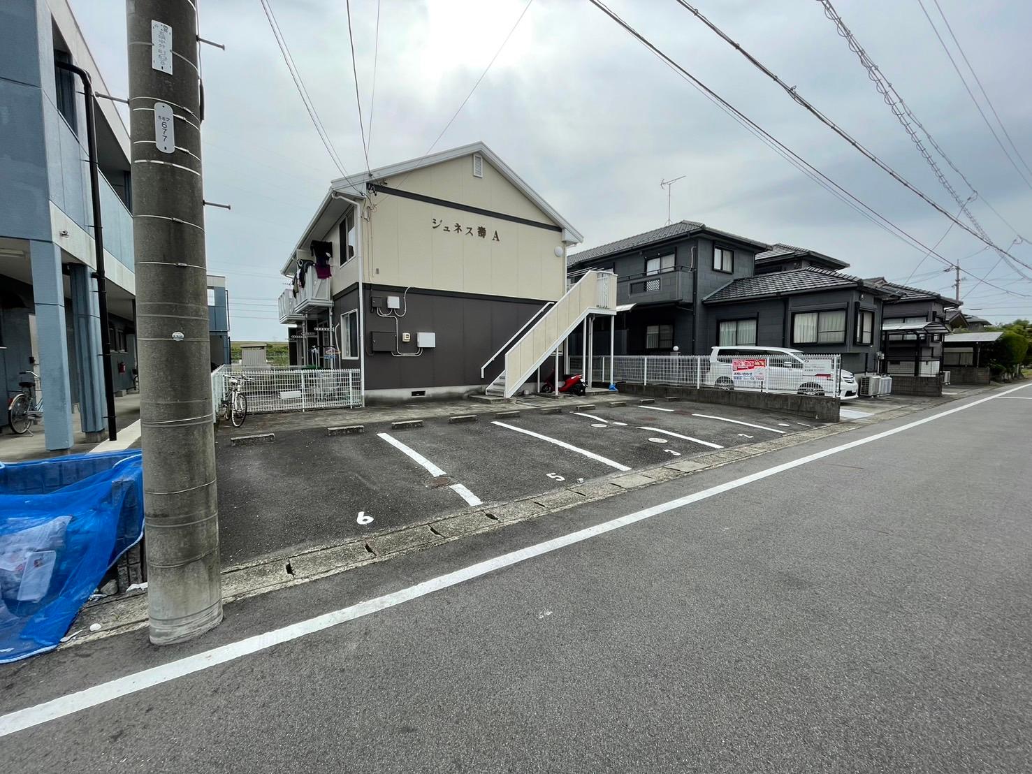 ジュネス壽A棟　外貸し駐車場の外観・駐車場イメージ1枚目