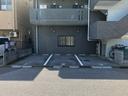 いわきレジデンス駐車場の駐車場