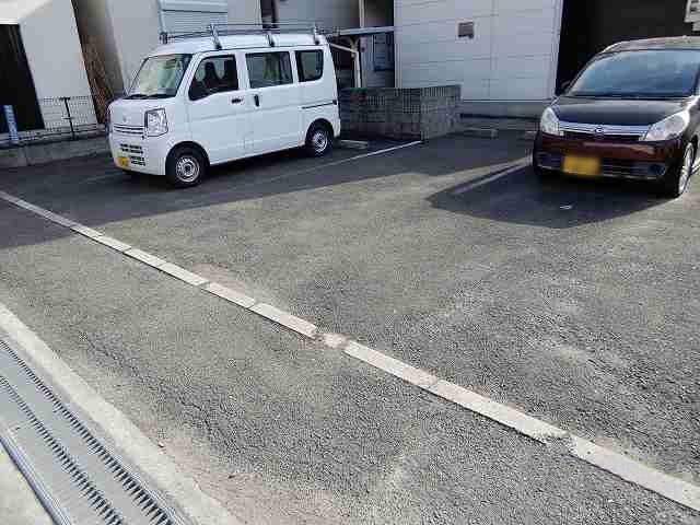 ＫＹ(21488)の外観・駐車場イメージ1枚目