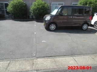 裕(21501)の外観・駐車場イメージ1枚目