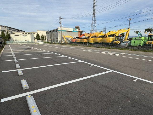 出雲町１１０月極駐車場の外観・駐車場イメージ2枚目