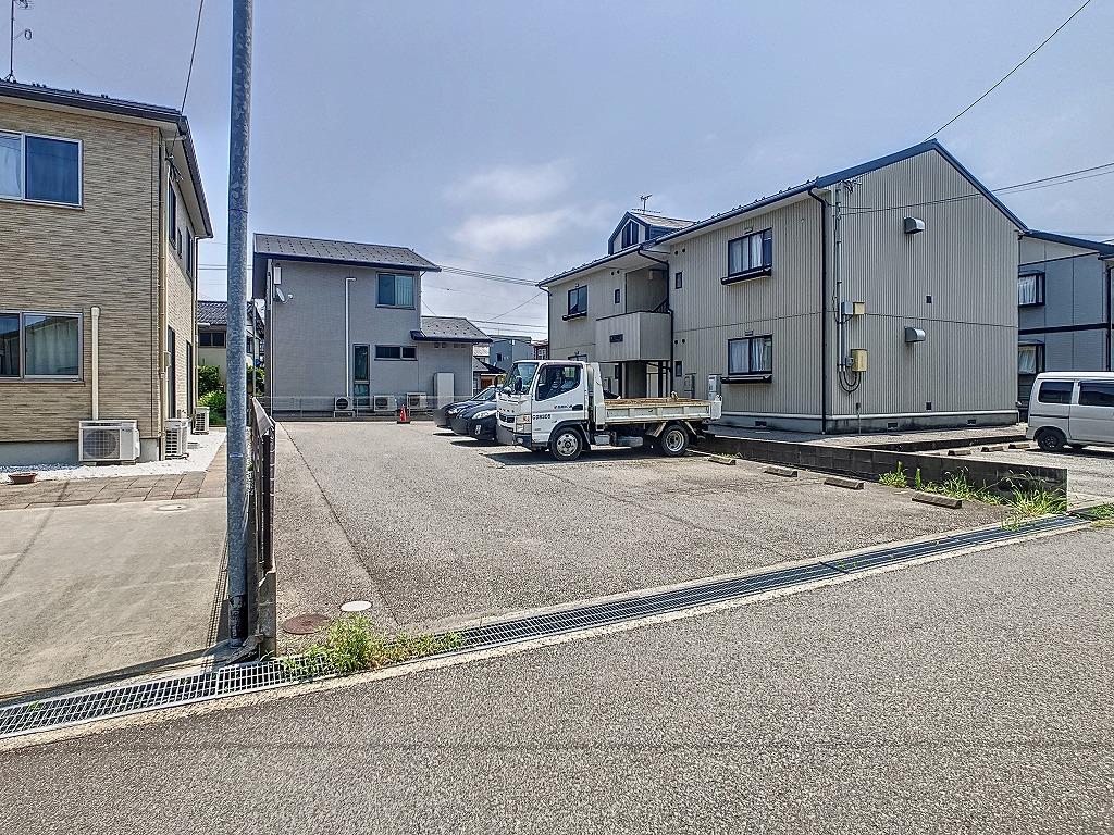 藤江南勝喜駐車場の外観・駐車場イメージ2枚目