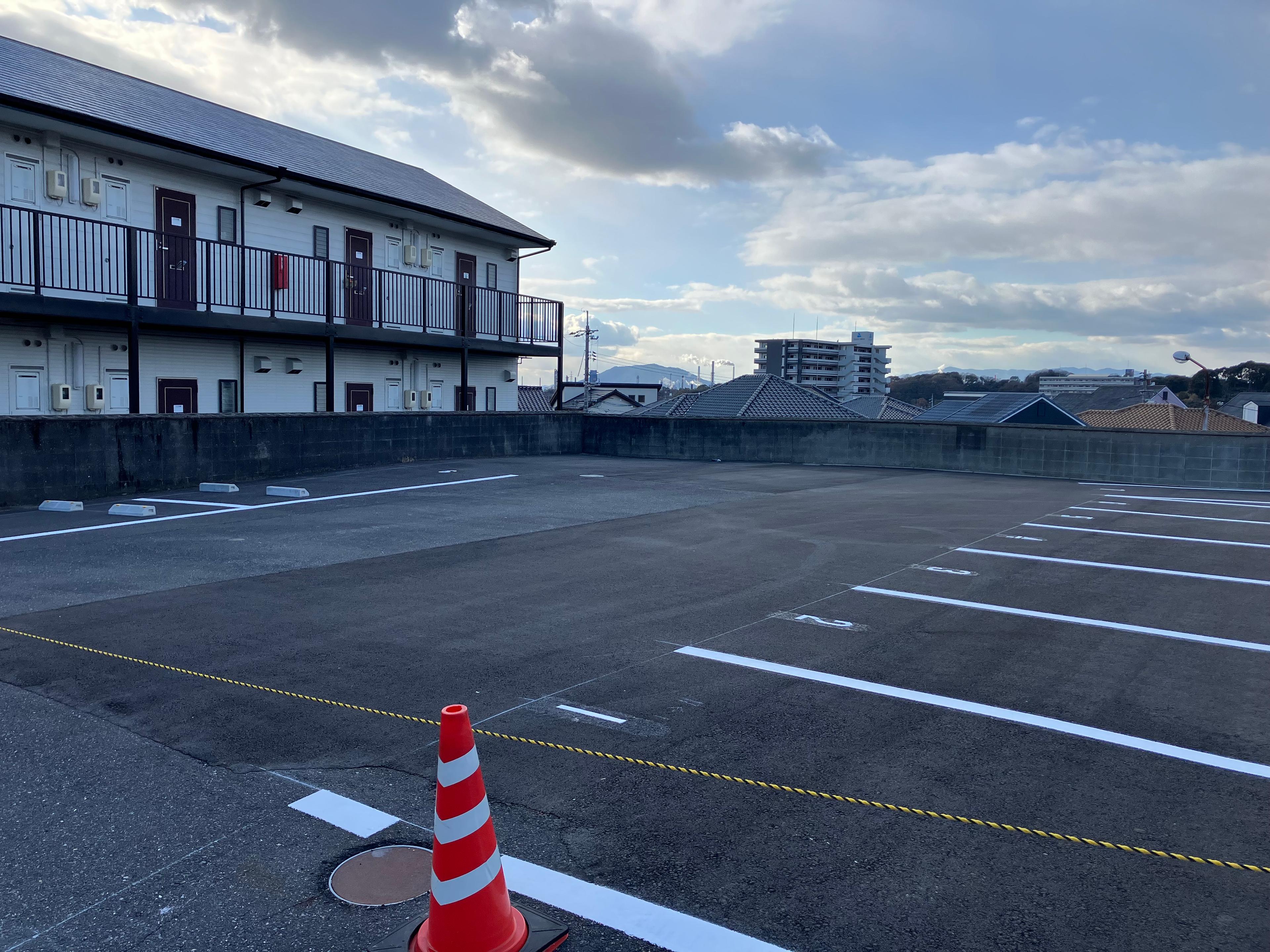 久米第2駐車場(セレス)の外観・駐車場イメージ1枚目