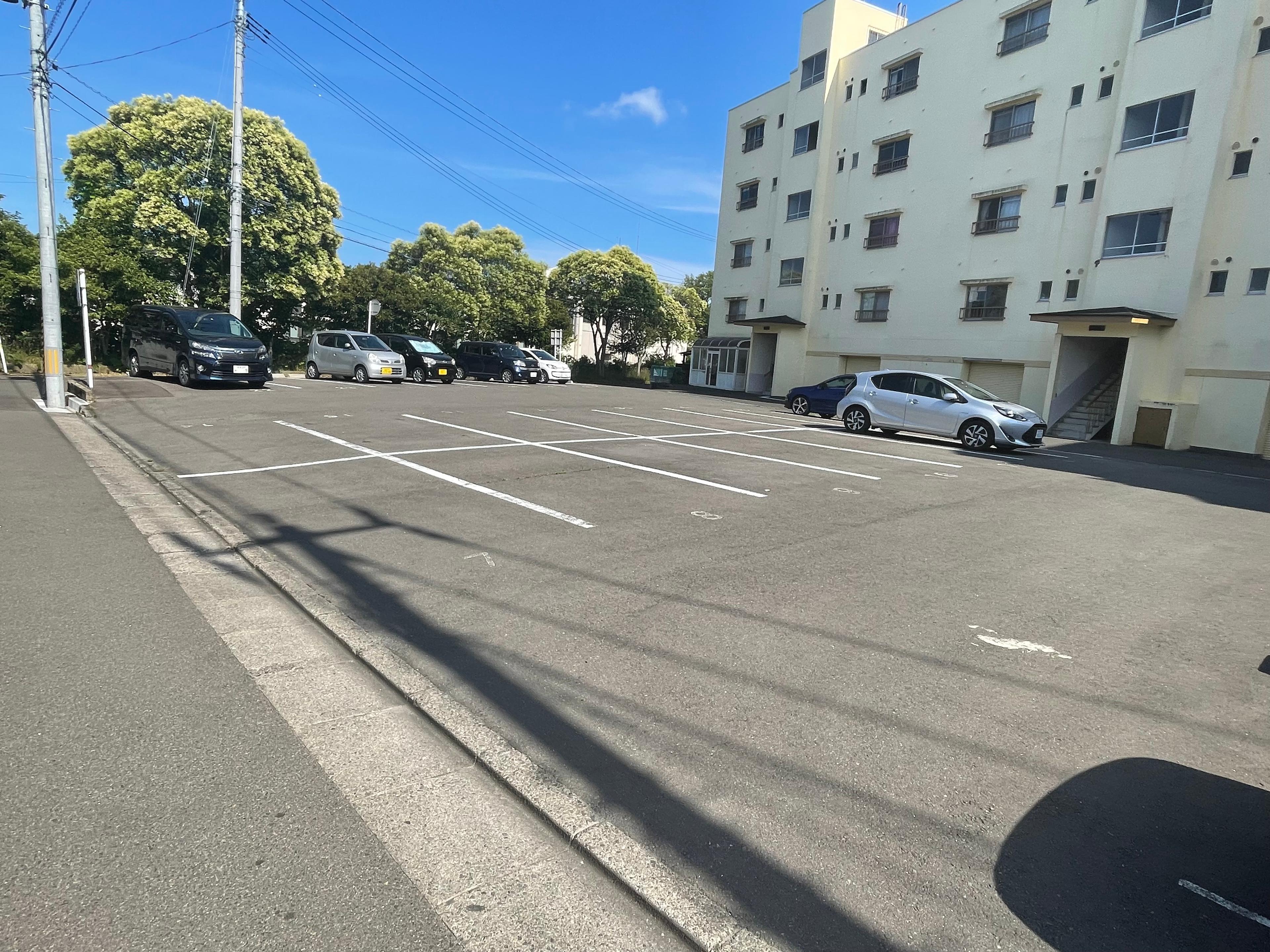 恵田駐車場の外観・駐車場イメージ1枚目