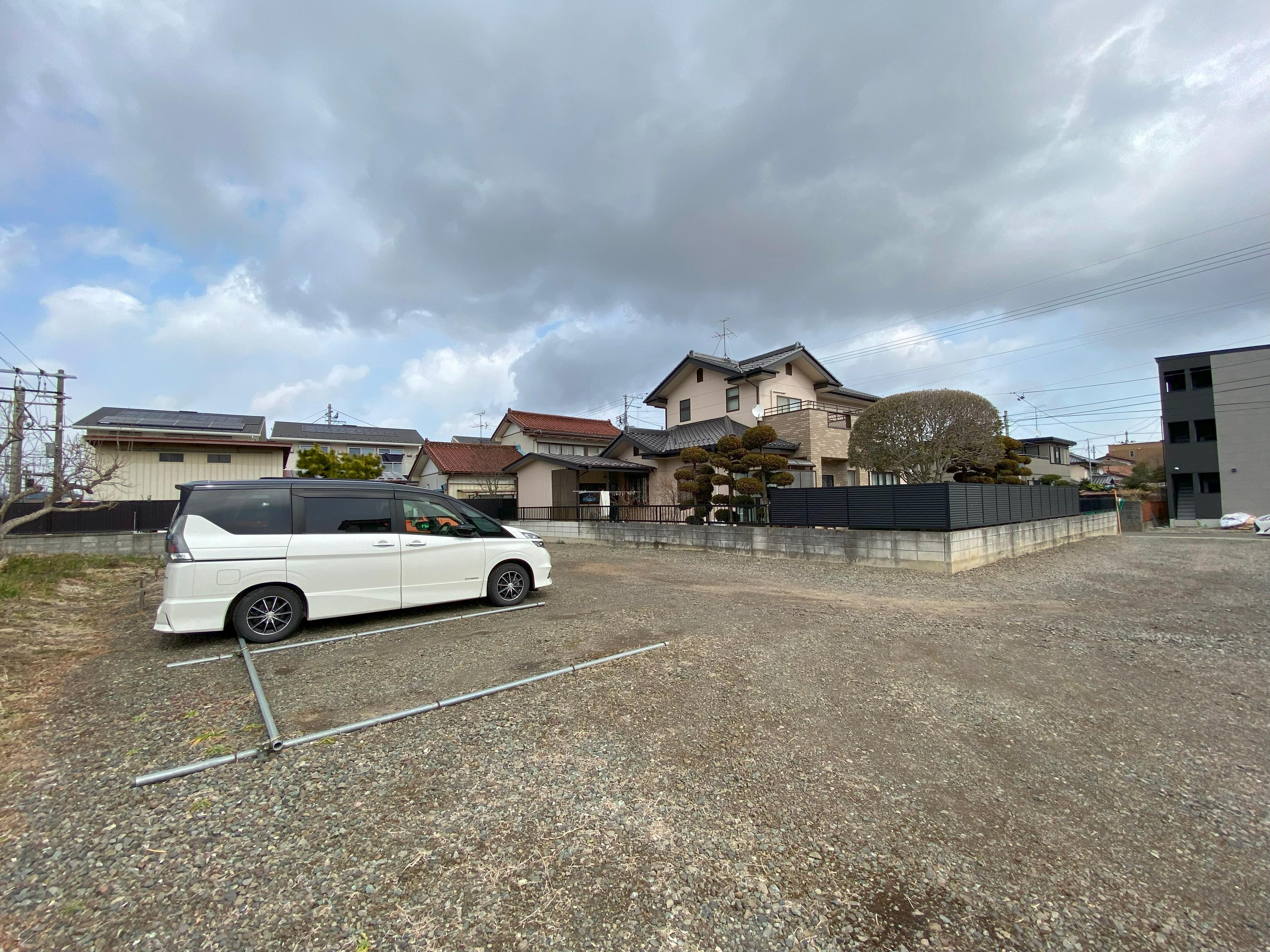 鈴吉第2月極駐車場の外観・駐車場イメージ3枚目